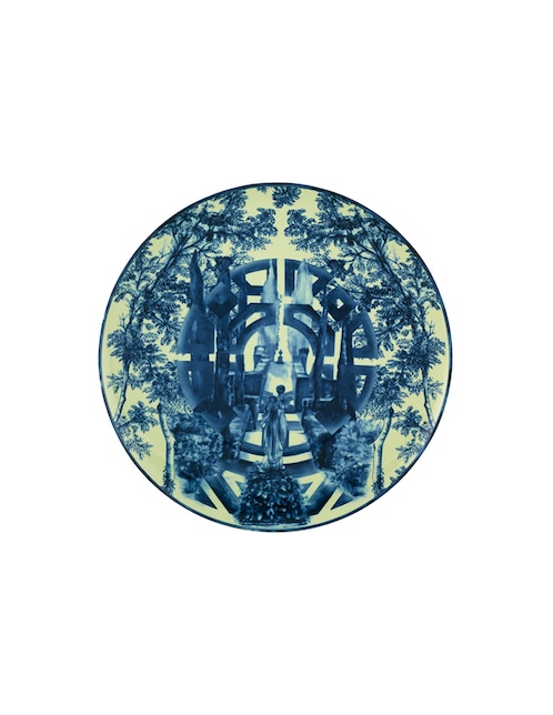 Plato base THE MEANING de porcelana 1