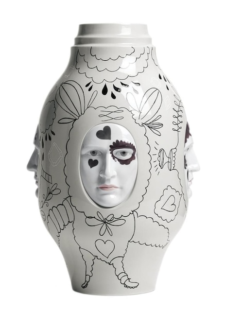 Imagen de producto Florero de porcelana