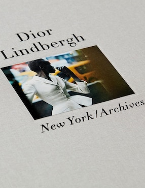 Estuche con libros Peter Lindbergh Dior de Martin Harrison