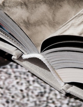 Estuche con libros Peter Lindbergh Dior de Martin Harrison