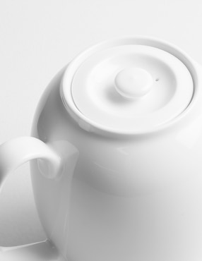 Tetera convencional Noritake de porcelana