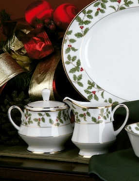 Cremera Noritake Holly & Berry de porcelana