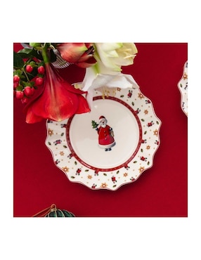 Vajilla cerrada navideña Villeroy & Boch Toy's Delight de porcelana para 2 personas