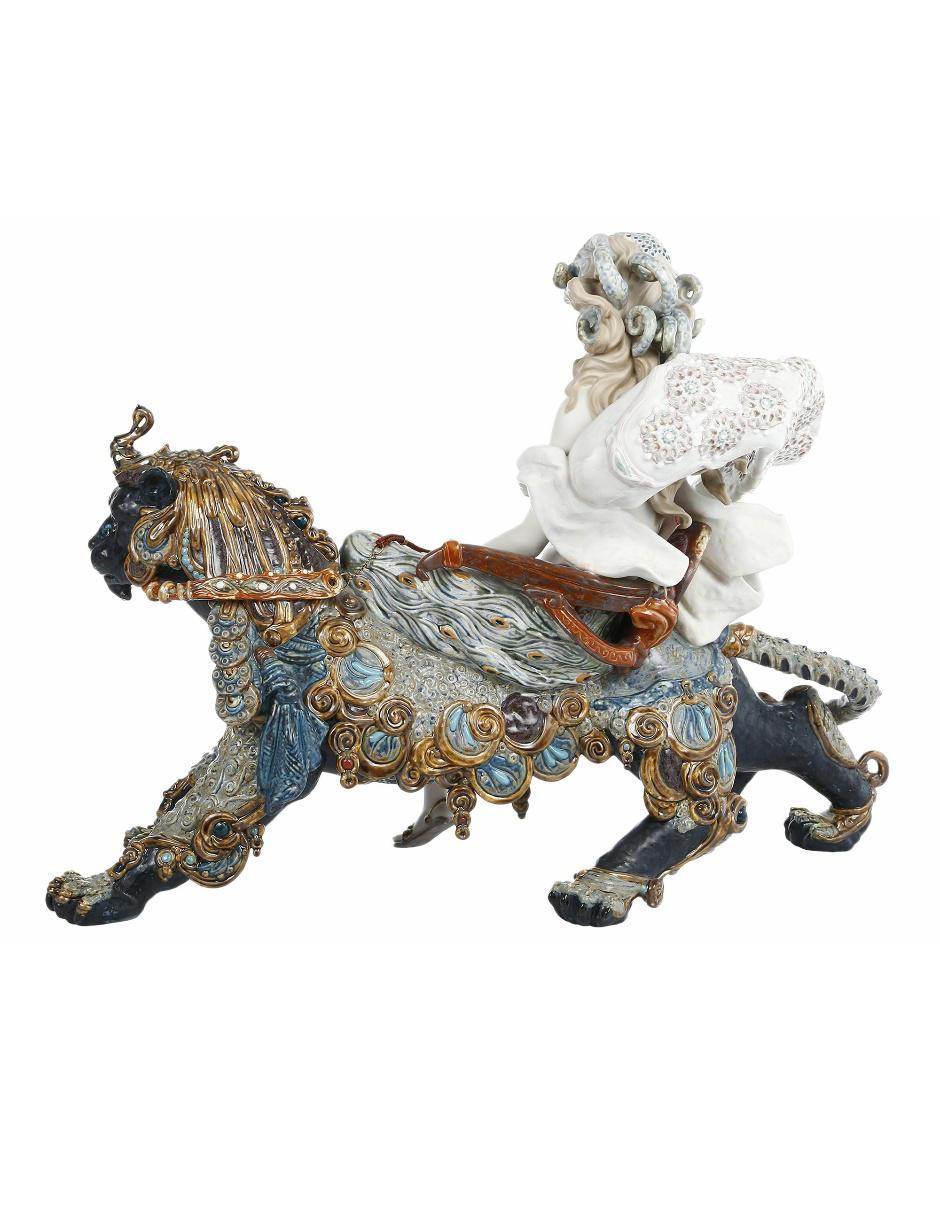 Escultura de porcelana 2