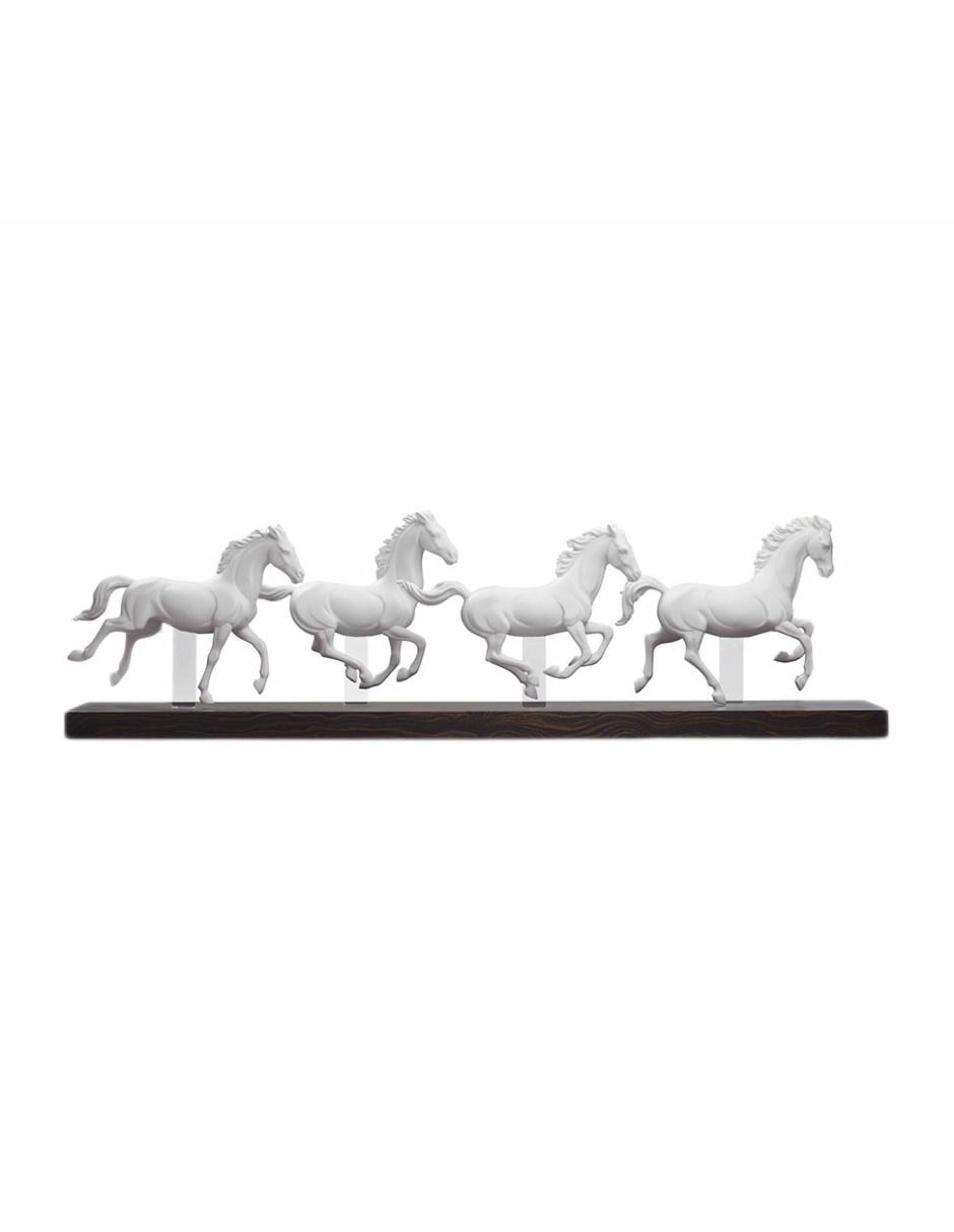 Escultura de porcelana