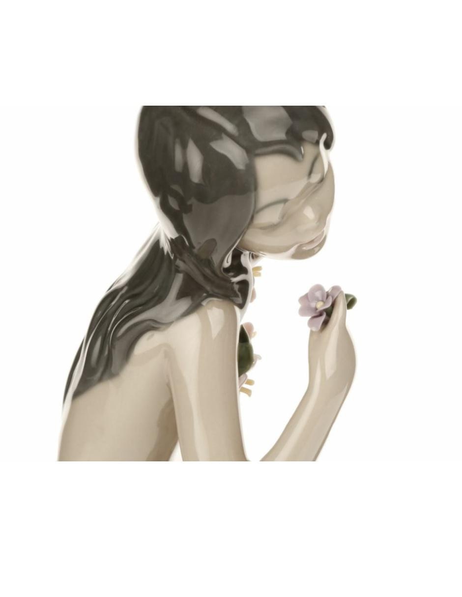 Lladro Hawaiana con Flores