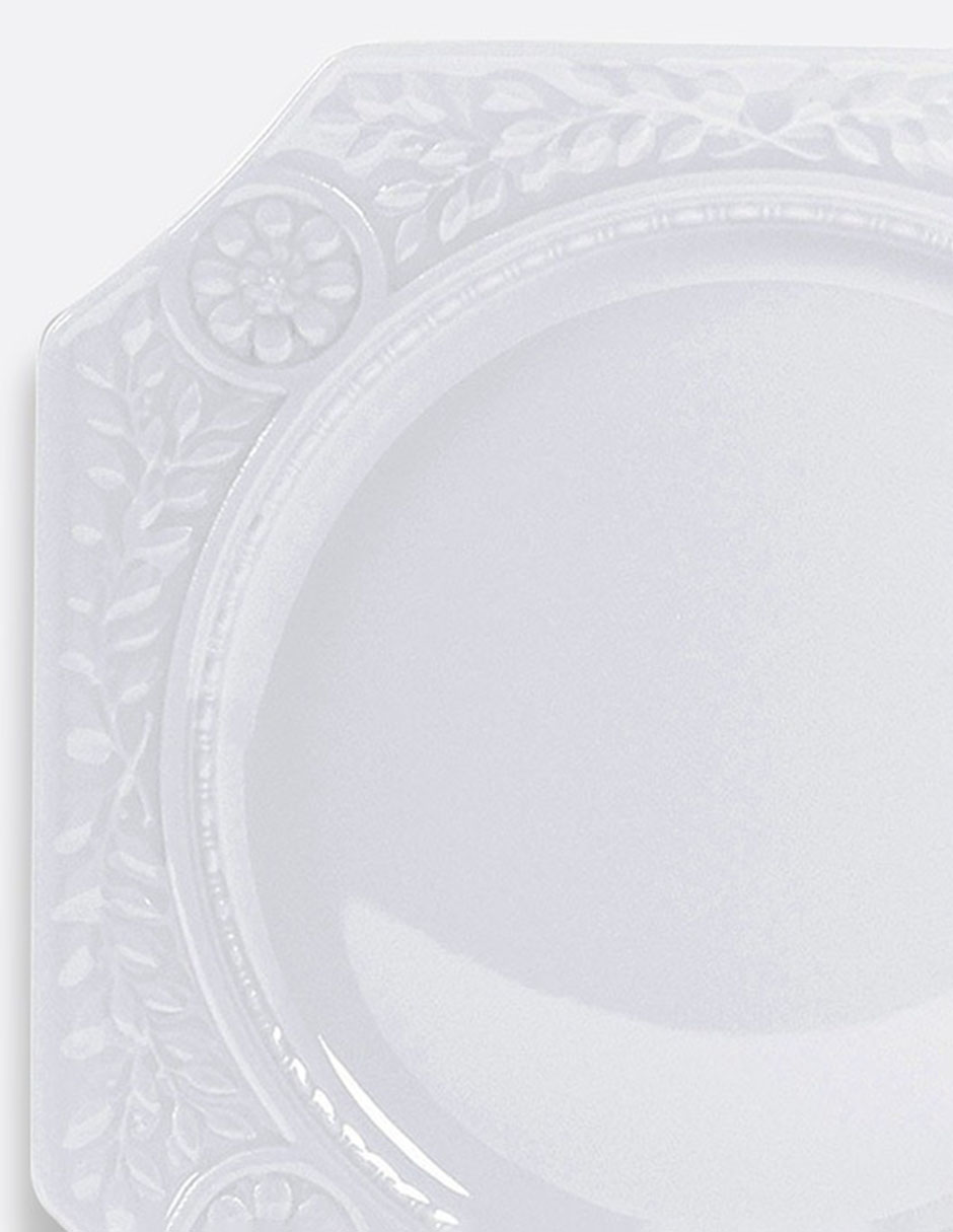 Plato pan Louvre de porcelana 2