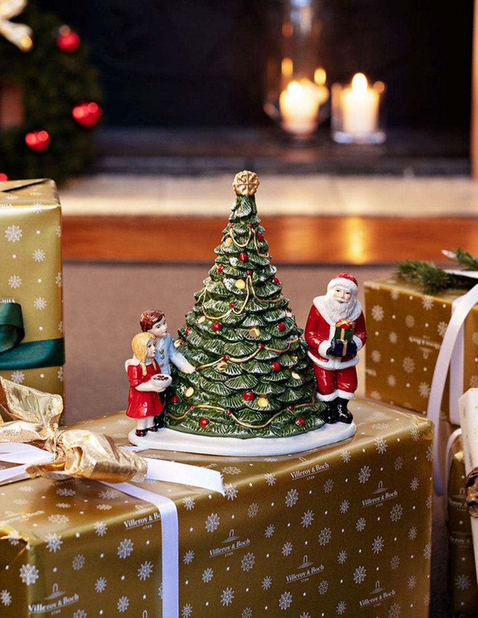 Figura decorativa de árbol navidad de porcelana 3