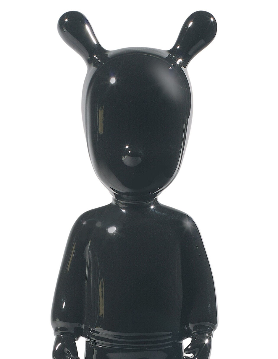 Escultura The Guest 2