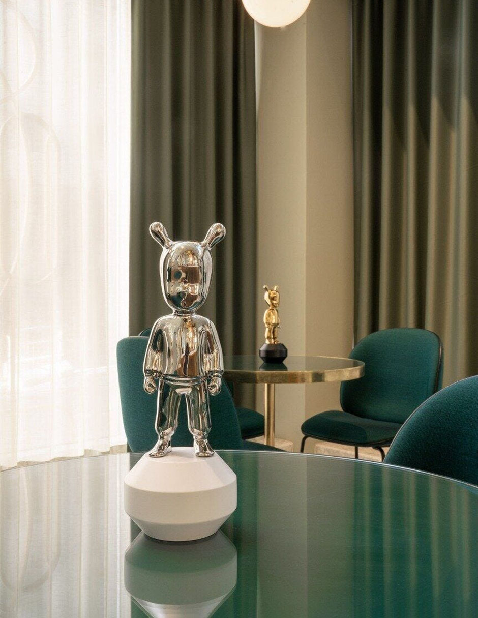 Escultura Silver Guest Littl