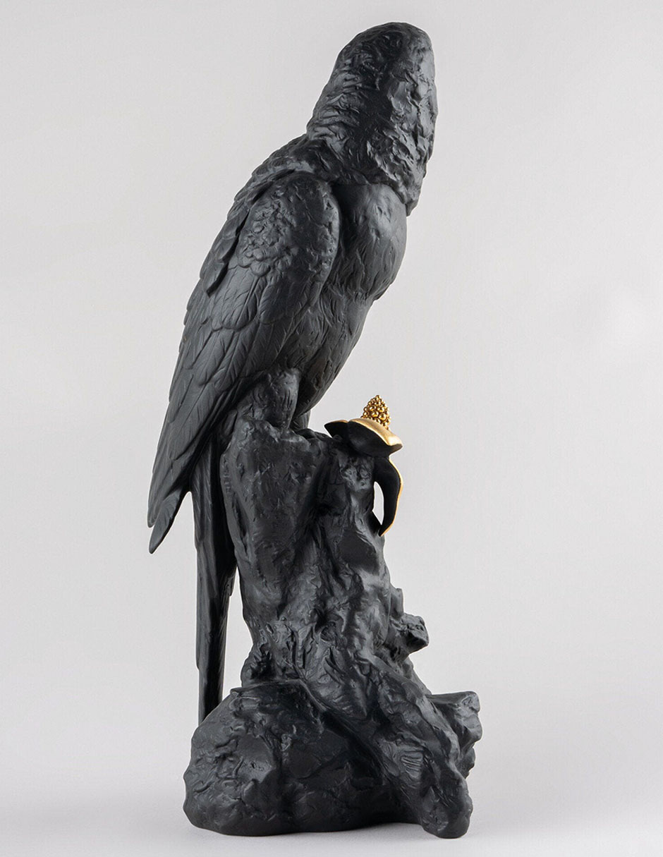 Escultura Macaw Bird 3