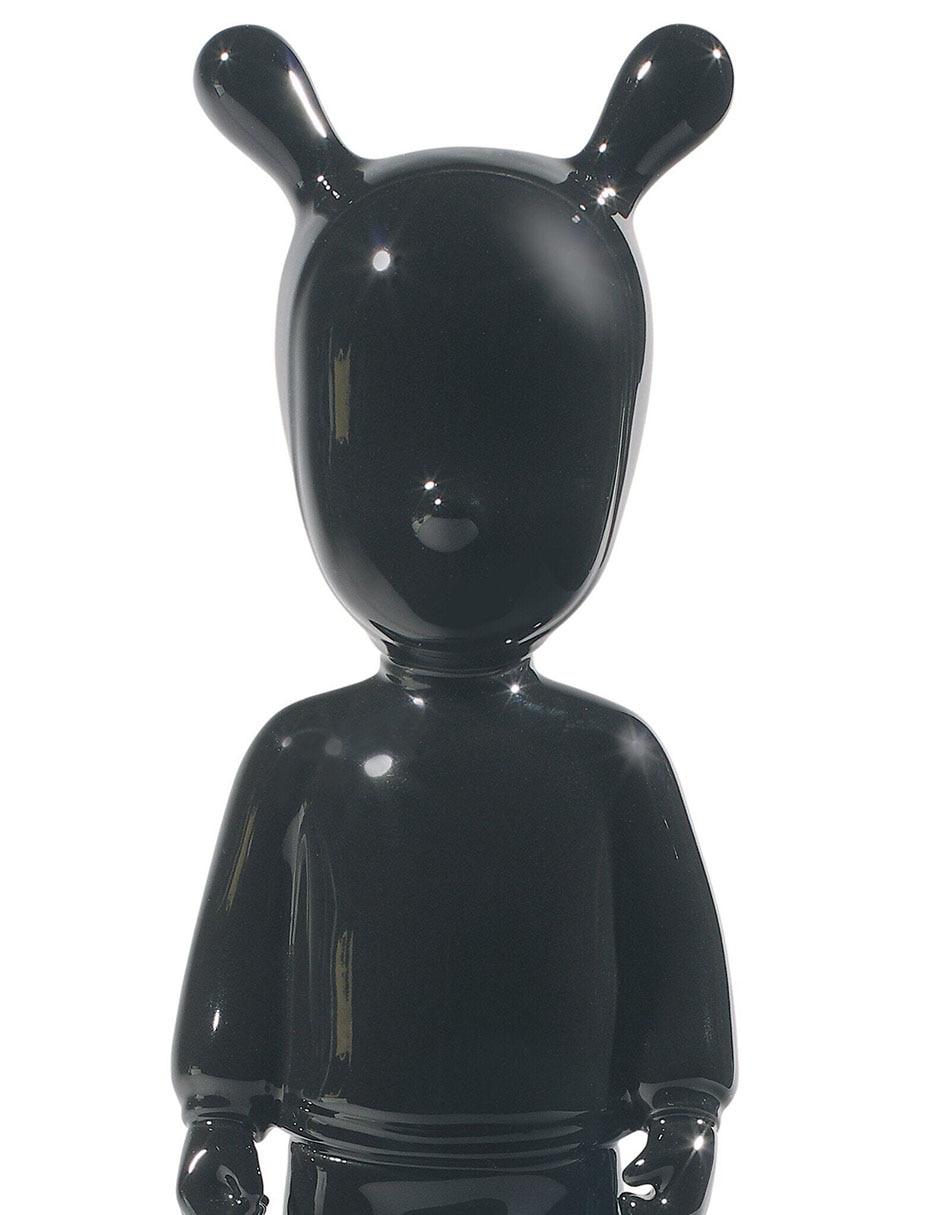 Escultura The Black Guest 2