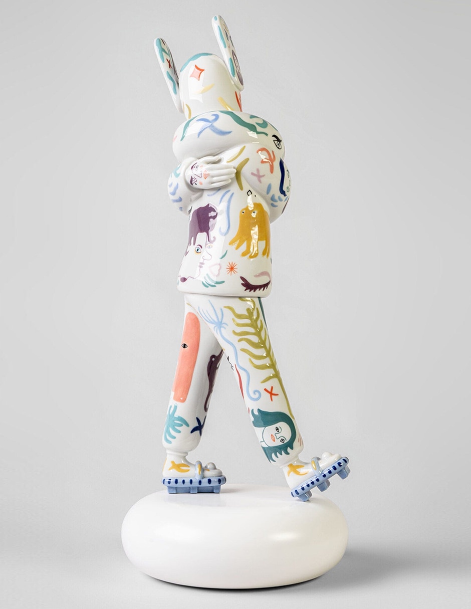 Escultura Embraced 2