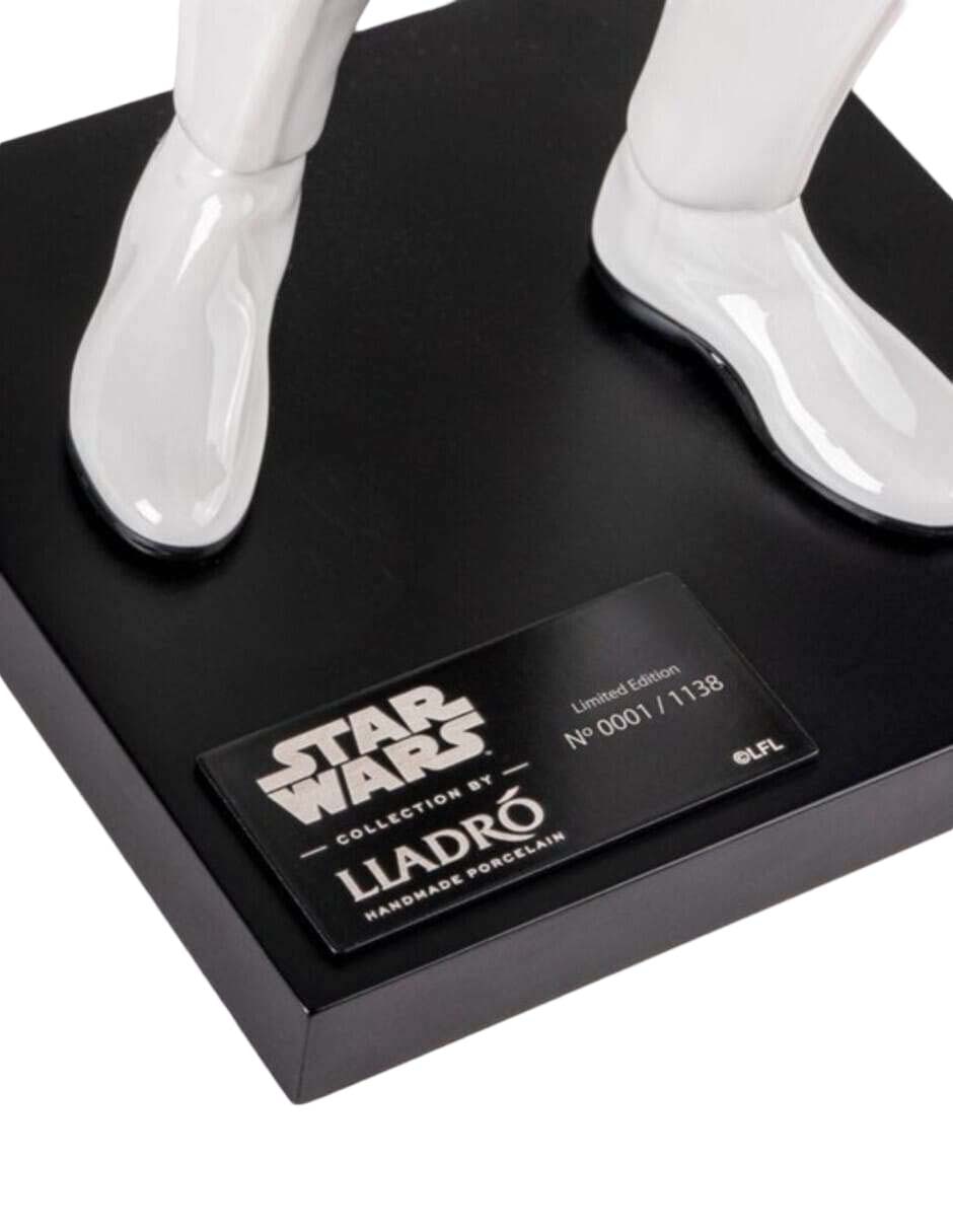 Escultura Stormtrooper Star Wars de porcelana 9