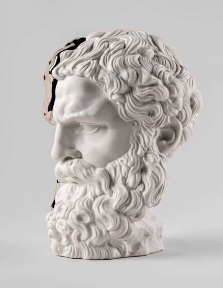 Escultura Eternal Fluidity de porcelana 6