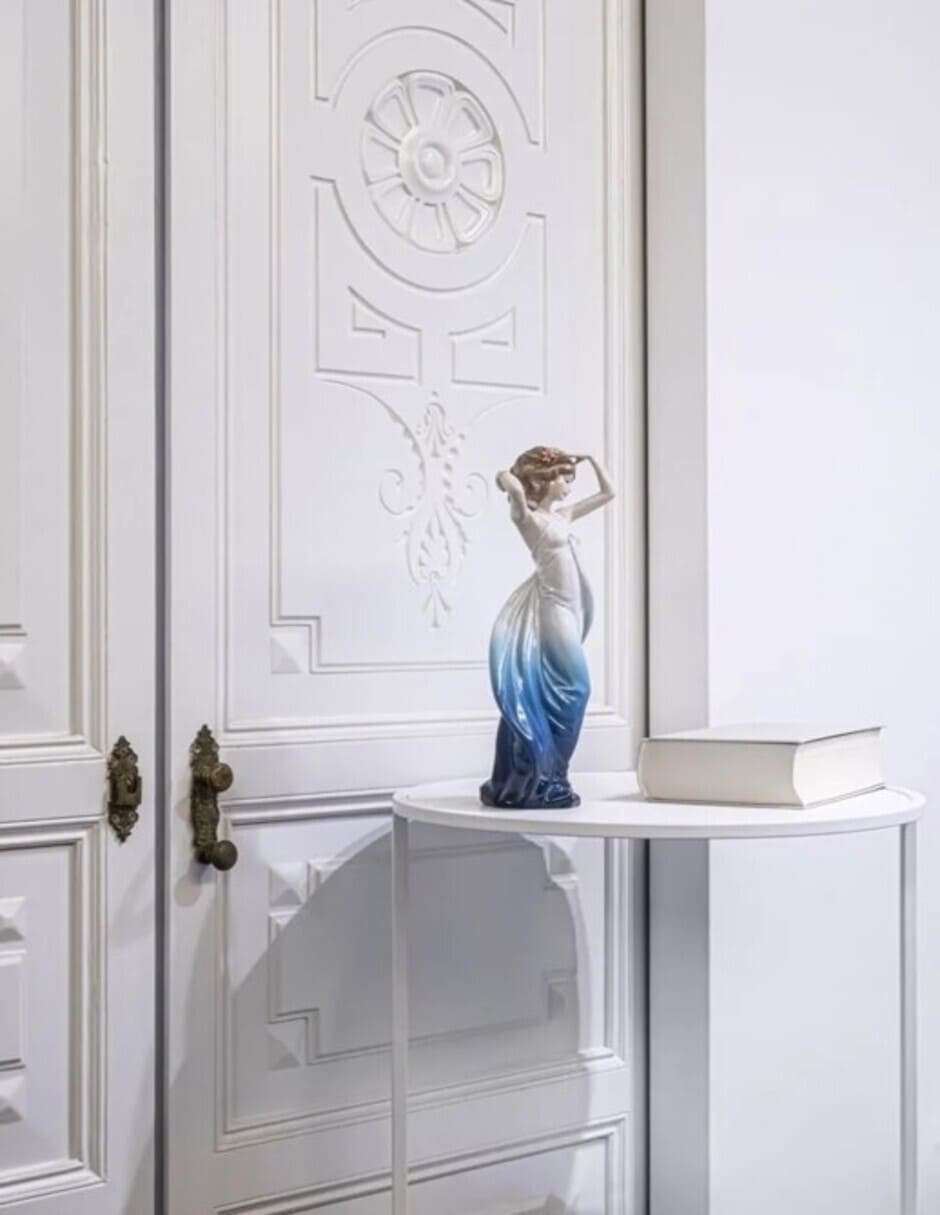 Escultura de porcelana 8